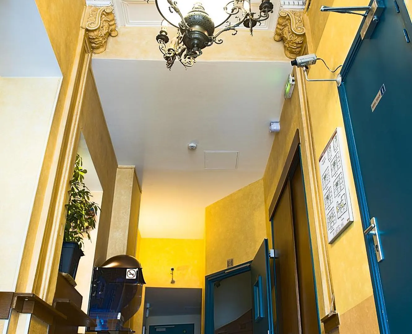 Hotel De Milan Paris